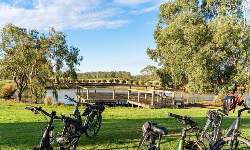 Image 11: Bike to Winery Tour