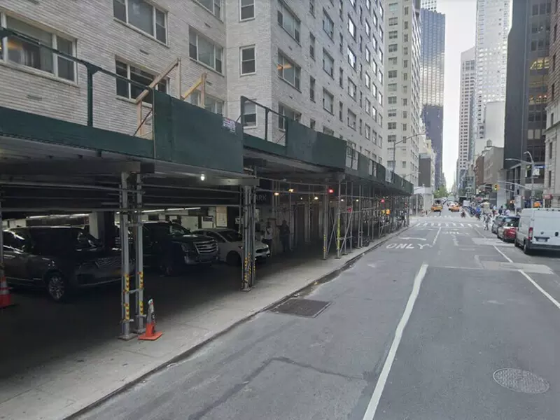 Parking at City Parking - Carnegie House Garage LLC