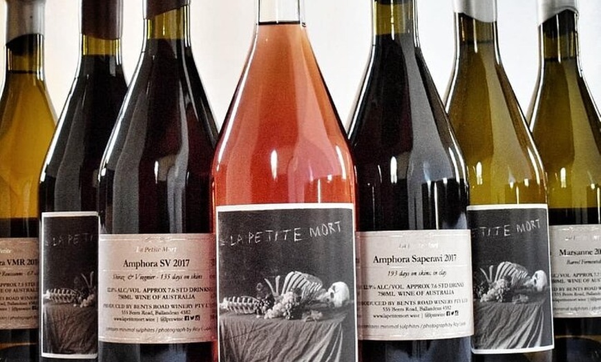 Image 4: Casual Wine Tasting