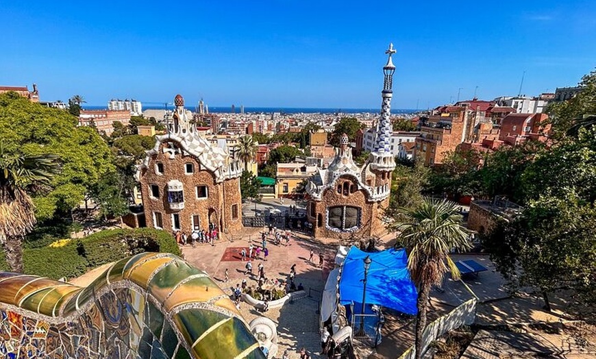 Image 5: Tour por la tarde del Park Güell