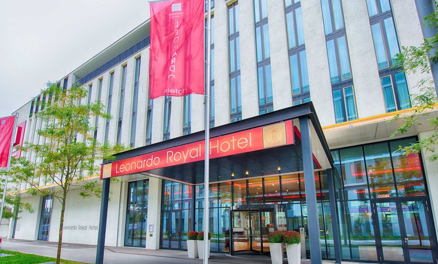 Image 1: ✈ NIEMCY | Monachium - Leonardo Royal Hotel Munich 4* - City break