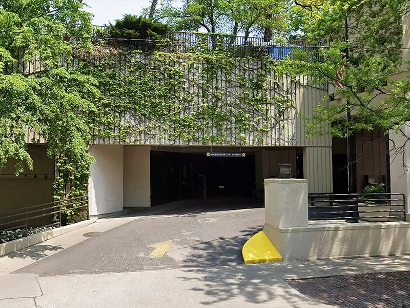 Parking at Regents Park Garage