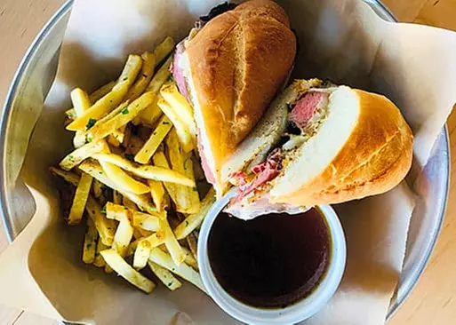 5% Cash Back at 38 Degrees Ale House & Grill