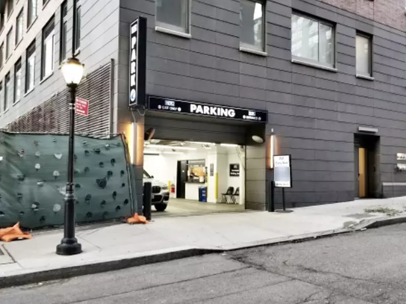 Parking at MPG Parking - MP 200 NE LLC Garage - Second Medium