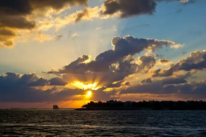 Key West: Sunset Sail Full Bar, Live Music & Dinner & Early Morning...