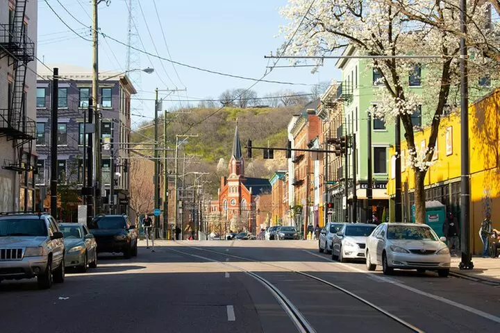 Self-Guided Cincinnati Scavenger Hunt: True America