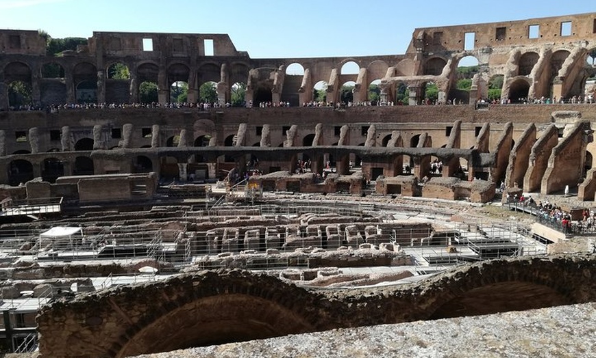 Image 6: Tour privato - Colosseo, con Arena, Colle Palatino e Foro Romano