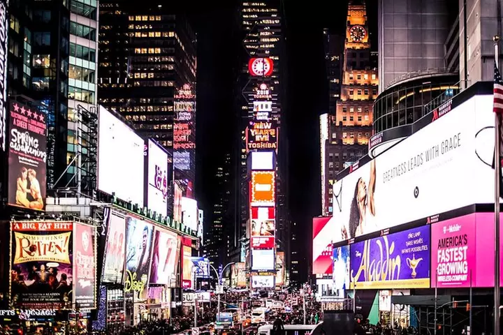 Broadway and Times Square Insider Tour with Theater Professional