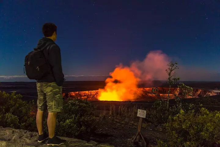 Small Group Big Island Twilight Volcano and Stargazing Tour