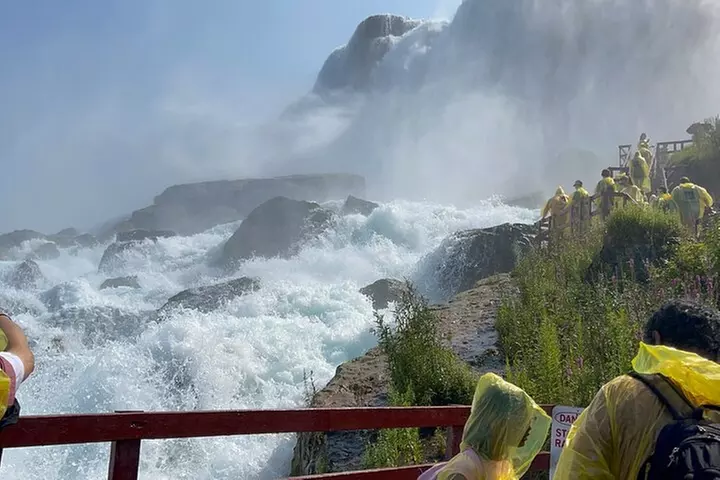 Niagara Falls Cave of the Winds Afternoon Tour