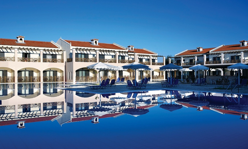 Image 3: ✈ GREECE | Corfu - Roda Beach Resort & Spa 5* - All-inclusive