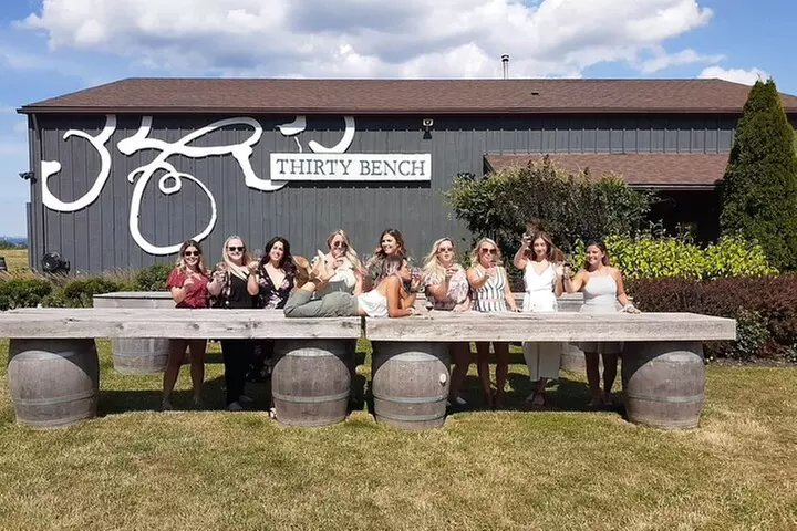 Niagara Wine Region Experience - Luxury Small Group Day Tour - Primary Image