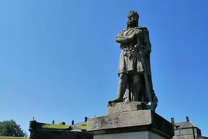 Stirling Old Town Daily Walking Tour (11am & 2pm)