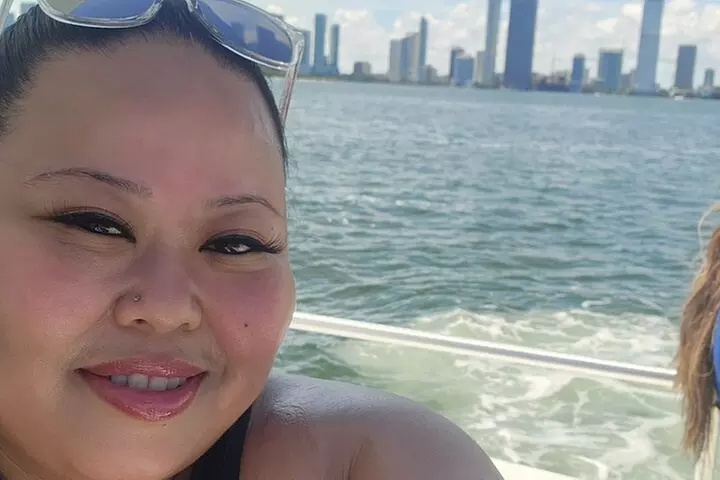The Ultimate Water Experience in Miami with Drinks and Jet Skis