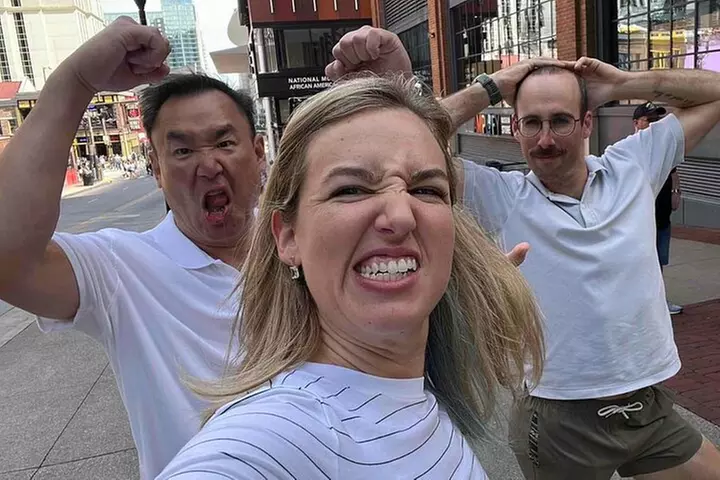 A Spectacular Scavenger Hunt: Sparkling City by the Sea