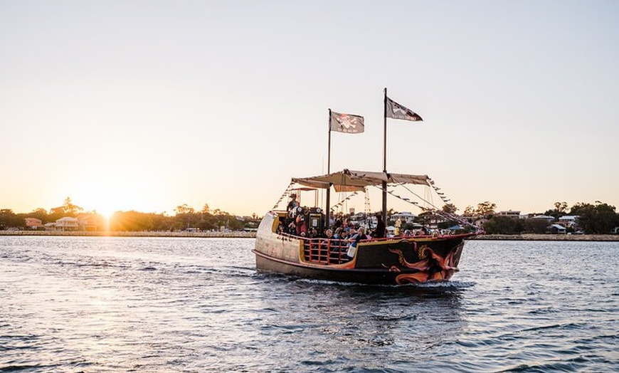 Image 3: Pirate Ship Sundowner Cruise in Mandurah