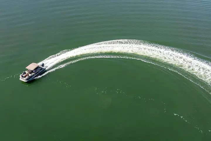 Pontoon Boat Rental in Hilton Head Island