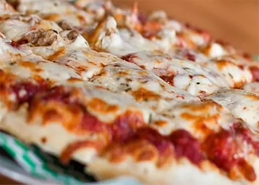 5% Cash Back at Blvd Bar & Grille