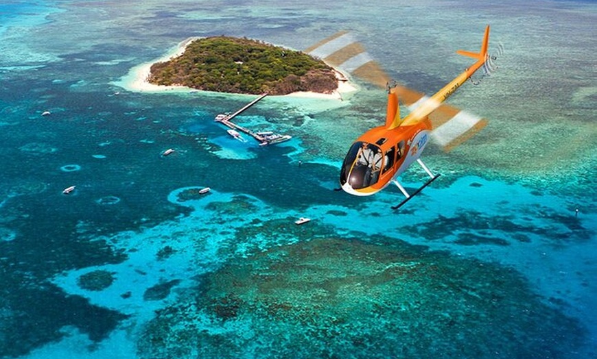 Image 1: Inner Reef Explorer - 30 minute Reef Scenic Flight