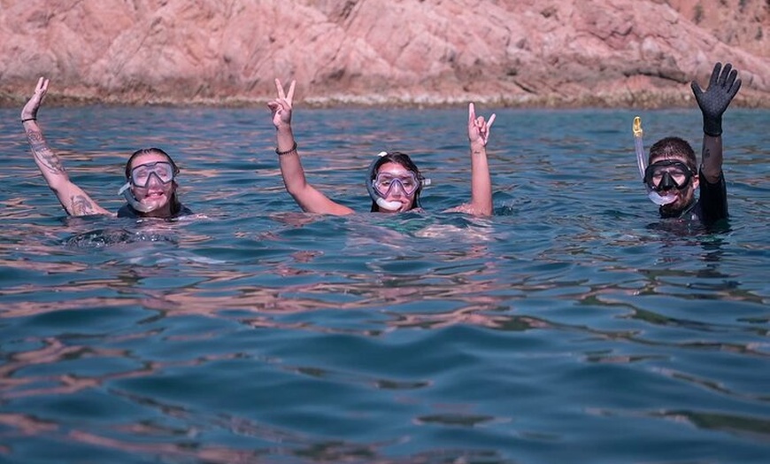 Image 22: Barcelona : Rutas Costeras de la Costa Brava, Snorkel, Cliff-Jump &...