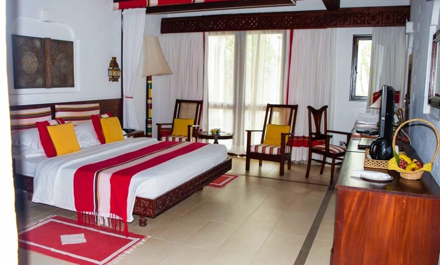 Image 3: ✈ KENYA | Mombasa - Serena Beach Resort & Spa 5* - Seafront