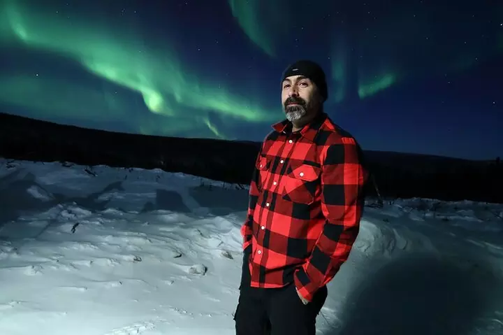 Best Northern Lights Aurora Adventure FREE Portraits & Hot Pizza