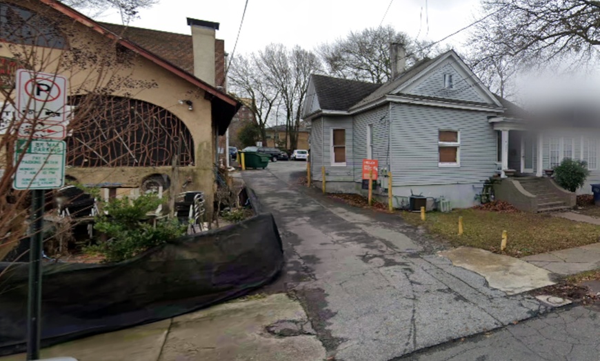 Image 5: Parking at Alley Entrance - 1039 Greenwood Ave. NE. Lot