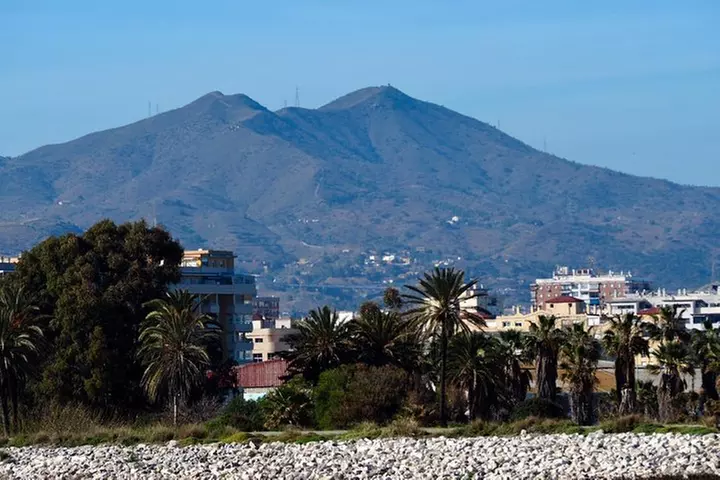 Alquiler de bicicleta de trekking: día completo las 24 horas