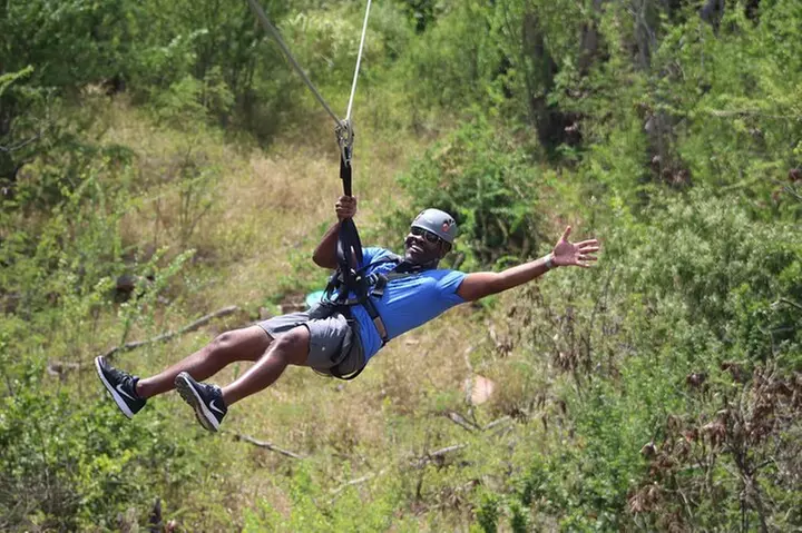 3 Zipline Adventure at Coral Crater with Optional Waikiki Shuttle