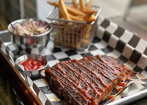 5% Cash Back at Pig and Brew