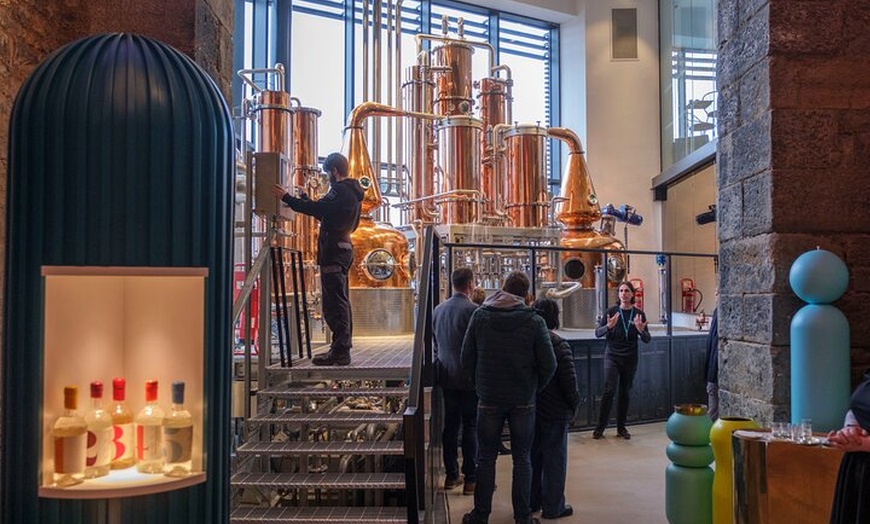 Image 4: Edinburgh Gin Aroma Alchemy Gin Tasting Masterclass