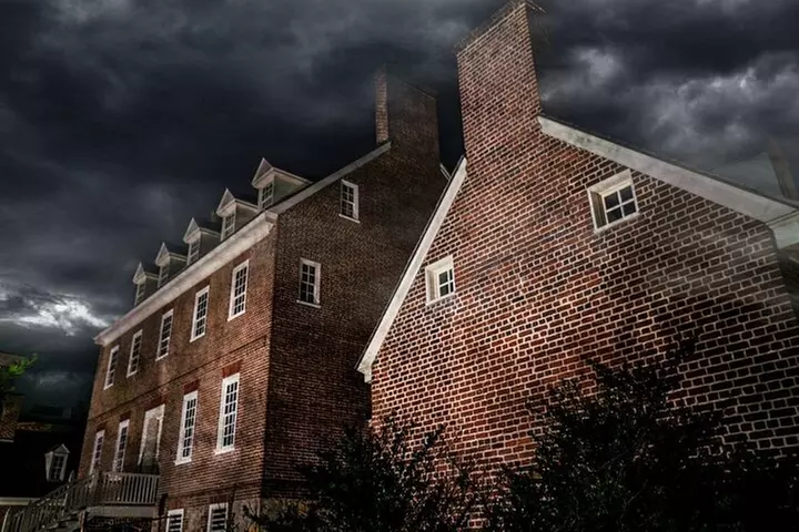 Haunted Annapolis: Ghosts of the Harbor & Old Town Tour