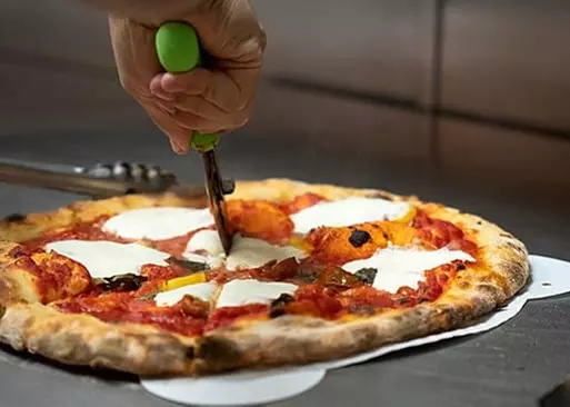 5% Cash Back at Old School Pizzeria