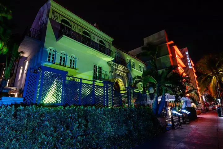 Miami Haunted South Beach Walking Ghost Tour