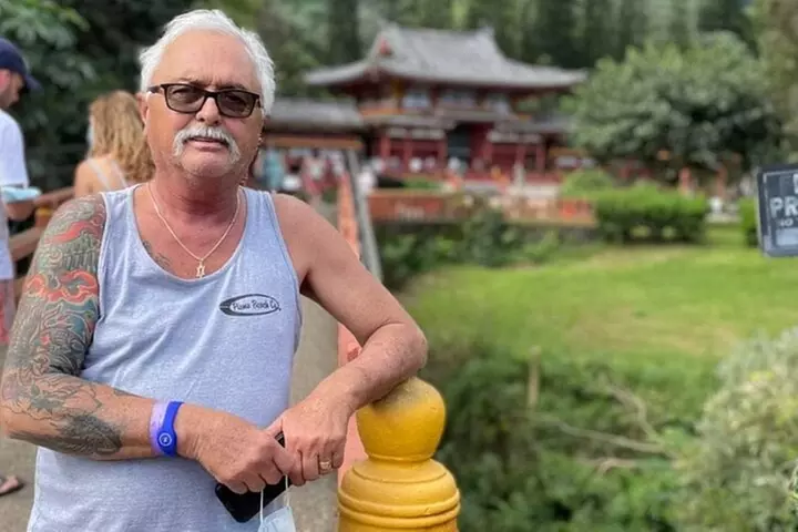 Byodo In Temple, Waimea Botanical Garden-Waterfall: Includes Fees