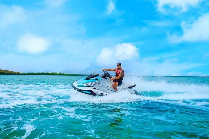 Key West: All-Inclusive Watersports Adventure with Lunch & Beer