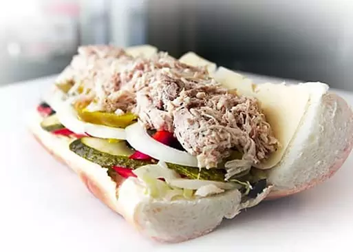 5% Cash Back at D'best Sandwich Shop