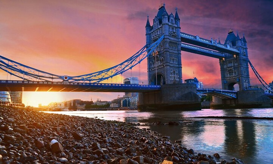 Image 3: London Tour App, Hidden Gems Game and Big Britain Quiz (1 Day Pass) UK