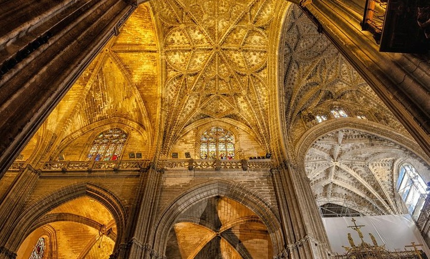 Image 5: Alcázar y Catedral & Giralda de Sevilla ¡Sin Colas! Incluye tickets...