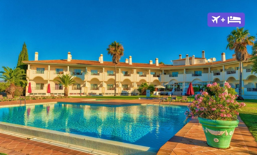 Image 1: ✈ PORTUGAL | Algarve - Colina Verde Golf & Sports Resort 4* - Idéal...