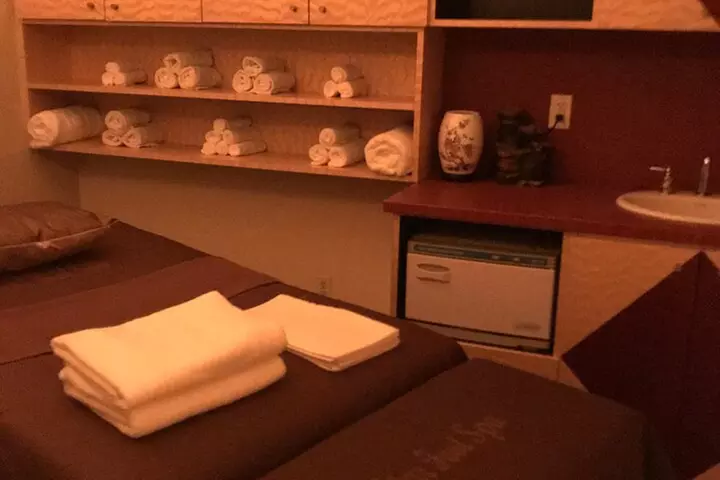 Spa Service: Hot Stone Body Massage with Private Sauna