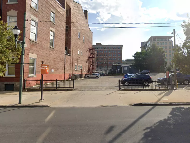 Parking at Woodfin & Broadway Lot