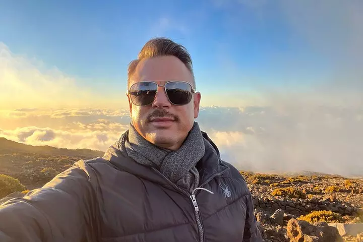 Sunset/Moonrise Galaxy Gazing on Haleakalā Crater Maui - Primary Image
