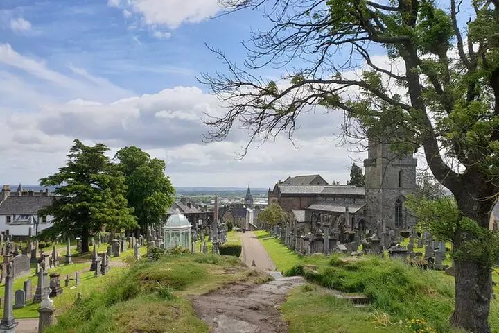 Stirling Old Town Daily Walking Tour (11am & 2pm)