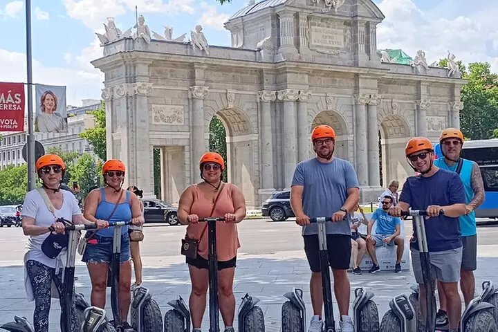 Tour Privado en Segway por el Centro Histórico de Madrid