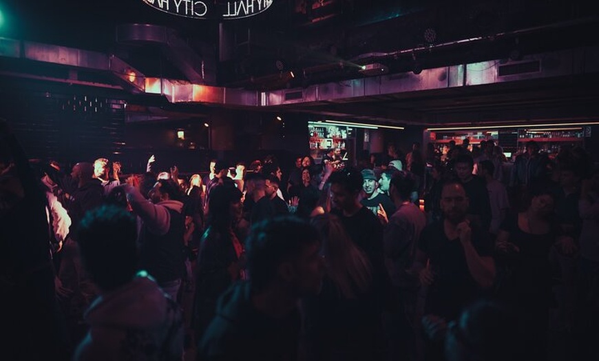 Image 5: Proyecto Barcelona X : Karaoke, Paradas de playa + VIP para afters