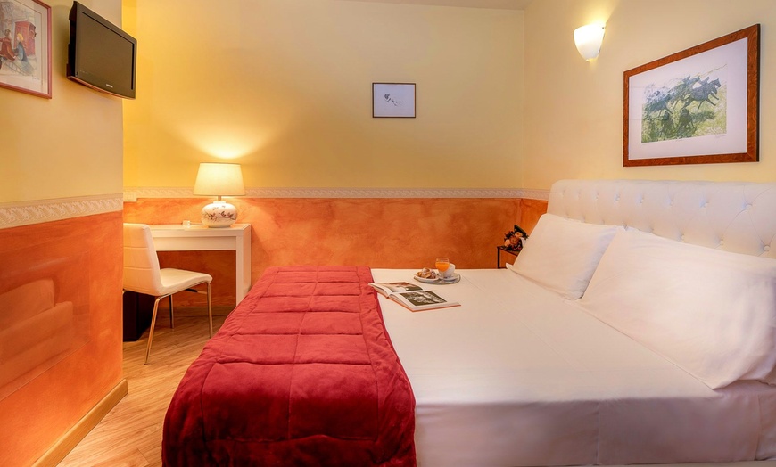 Image 9: ✈ ITALIE | Florence - Residenza Conte di Cavour&Luxury Rooftop 4* -...