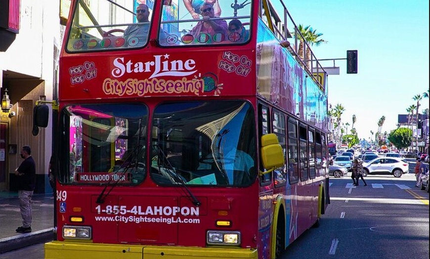 Image 20: Los Angeles Celebrity Homes Tour and 2-Day Hop-on Hop-off Package