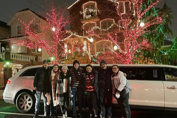 NYC Christmas Lights Tour by Limousine (Manhattan/ Dyker Heights) - Primary Image