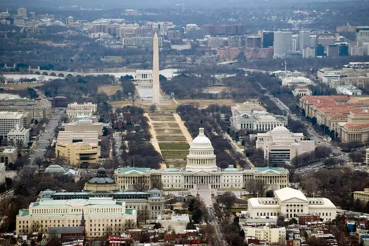 Private Monuments Tour in Washington - Primary Image